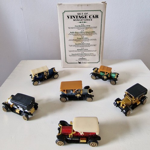 Reader digest vintage car - vintage,