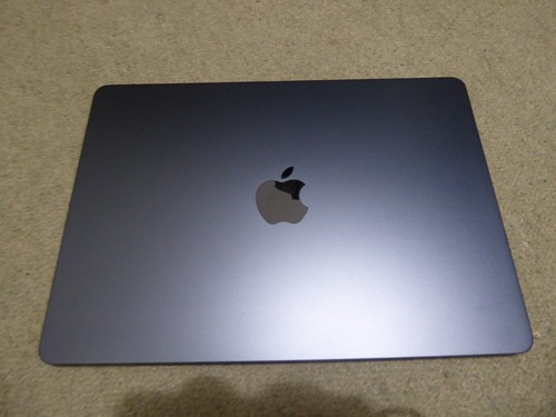 Apple macbook air laptop a3113 - macbook,