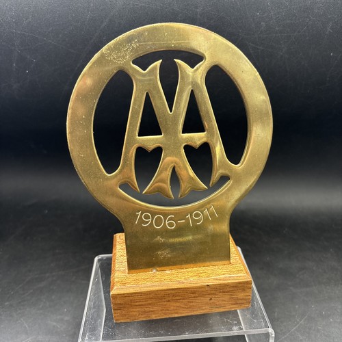 Brass emblem badge 1906 - aa,