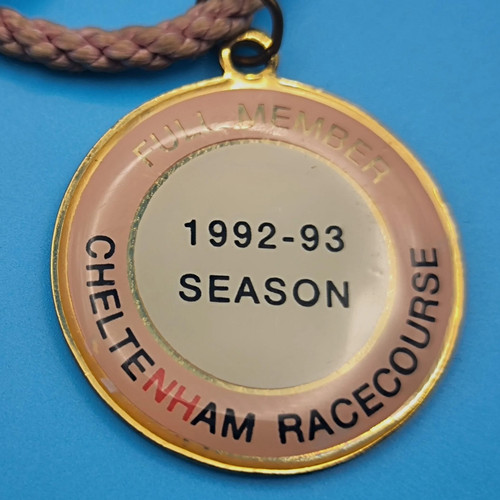 Cheltenham horse racing - cheltenham,