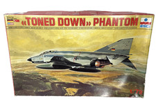 Esci 1/72 Scale 9043 F4 Toned