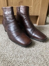 Lotus Brown Leather Boots Size