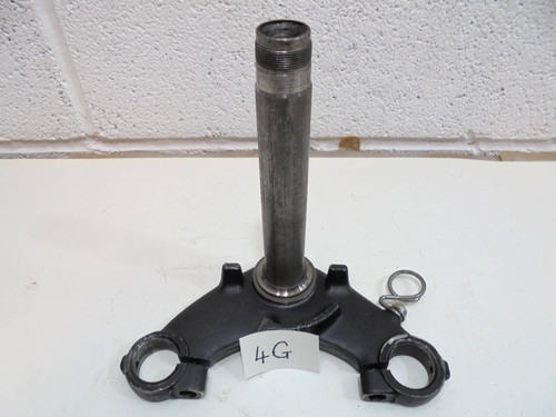 Suzuki a50p ap50 bottom yoke - a50p,