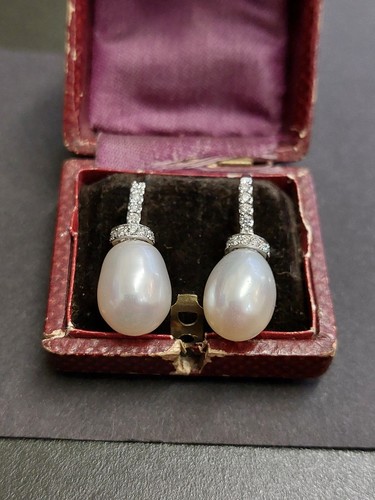 18ct natural pearl - w/g,