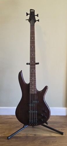 Ibanez gsr200b string - 4, flat