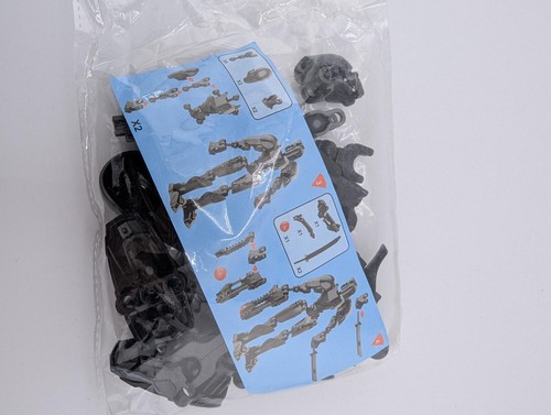Bionicle style robot building - bionicle,
