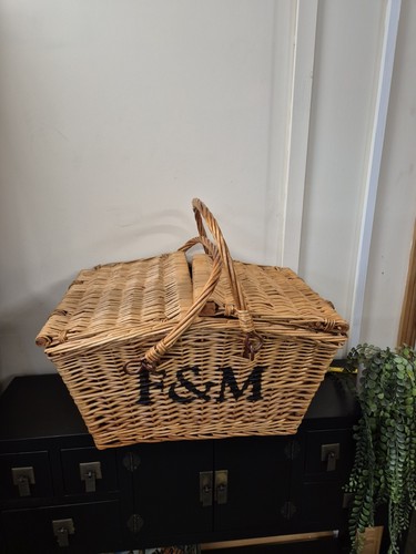 Fortnum mason large huntsman - &,