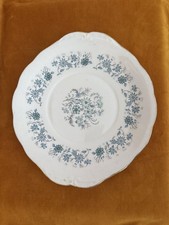 Colclough Braganza China Cake