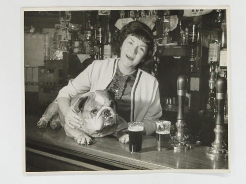Actress queenie watts - queenie, english