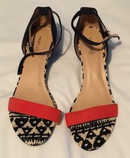 Ladies sandals size 8