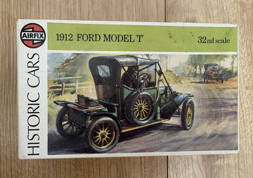 Airfix model kit 02443 - airfix,