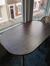 table and chairs 4 pre owned