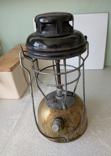 Vintage tilley x246 lamp - x246, b