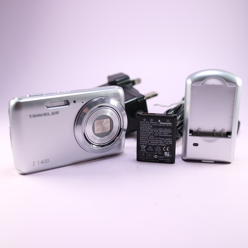 Traveler digital camera - traveler, z1400