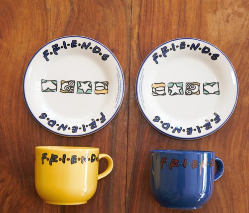 Vintage 90s friends mugs - 90s,