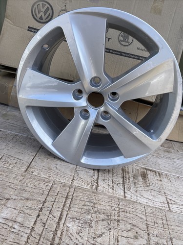 Genuine new seat leon - new,