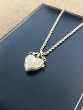 18K Gold GF Classic Flower Engraved Heart Locket Pendant On 20’ Rope Chain