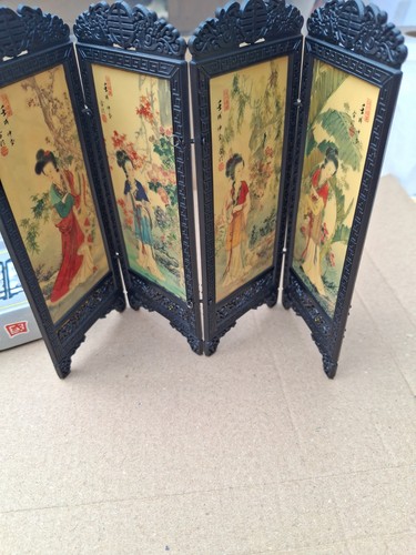 Dolls house miniature - dolls,