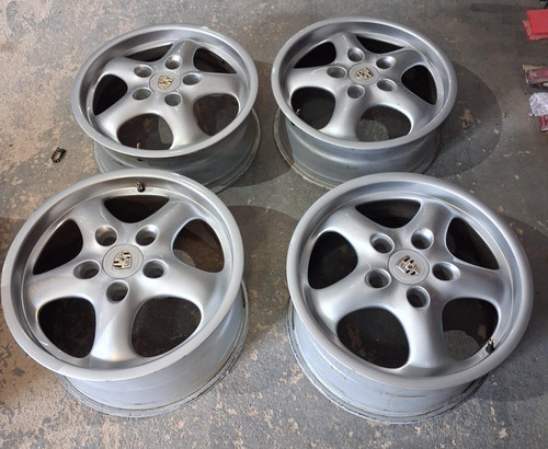 Set used 993 - a, of