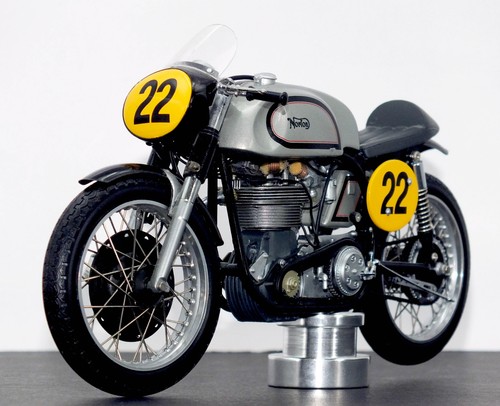 Minichamps 1960 norton - 1:12, "1960
