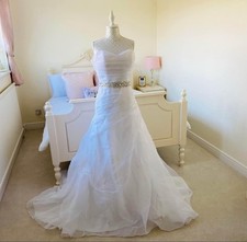 Sincerity Wedding Dress uk