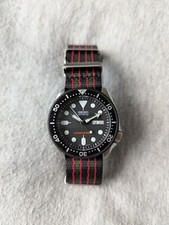 Seiko SKX007K Automatic Dive Watch - Black PVD Coin Edge Bezel - Used Condition