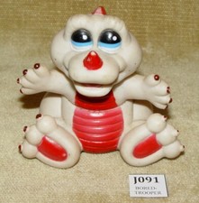 VINTAGE 'SPIKE' DINOSAUR ACTION FIGURE - ITB 1992 - 9cm TALL - RARE HTF 90s COOL