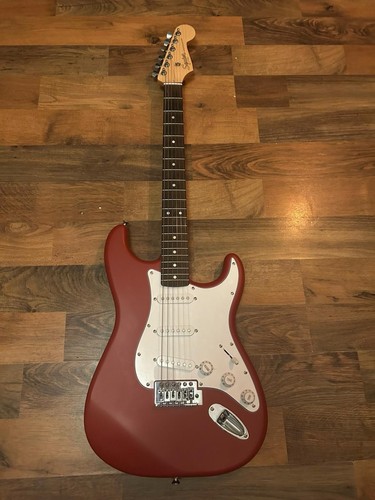 Squier fender stratocaster - fender,