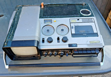 SANYO MT5270A VTG GHETTOBLASTER BOOMBOX TV / RADIO FM AM / AUDIO CASSETTE PLAYER