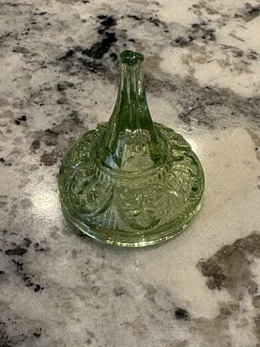 Fenton green glass - fenton,