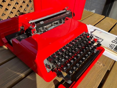 Olivetti valentine typewriter - olivetti,