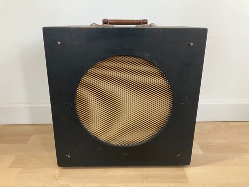Vintage projector 15 - 15, ohm
