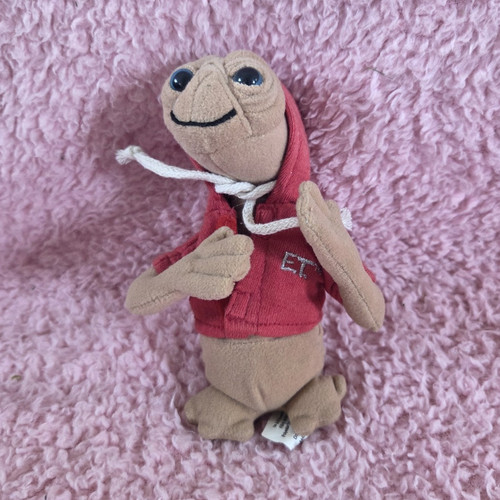 Extra terrestrial mini - e.t.,