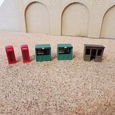HORNBY SKALEDALE OO GAUGE PHONE BOXES / KIOSKS / BUS SHELTER    FREE POST