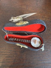 Banjo Blues Guitar And Chain In Original Case