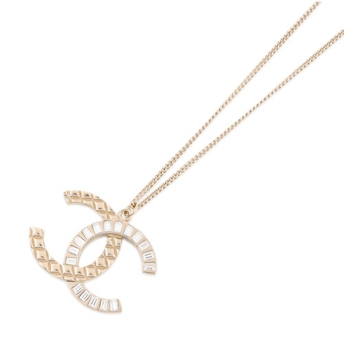 Chanel logo necklace gold - logo,
