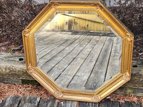 Octagon wall mirror - 28",