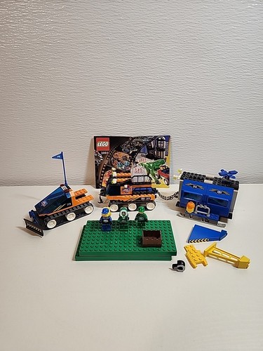 Lego arctic expedition vehicle - arctic,