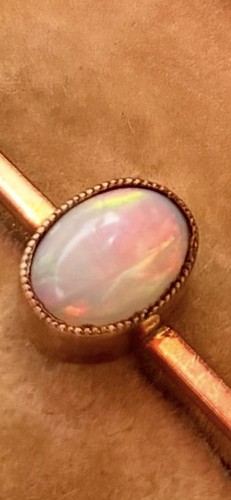 Antique 9ct gold - gold, opal