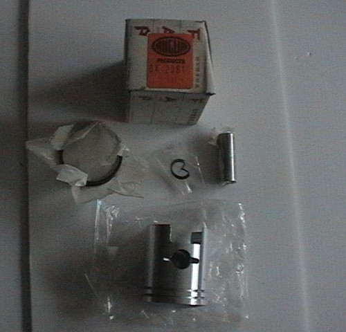 Suzuki 50mm piston kit - piston,
