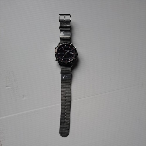 Men lorus ana digi - digi, watch