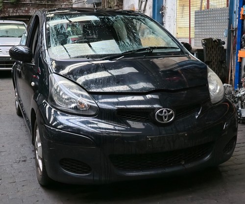 Toyota aygo petrol 5dr - toyota,