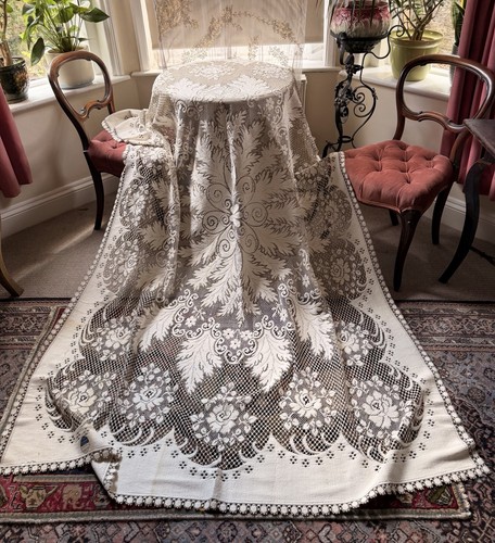 Vintage nottingham lace - vintage,