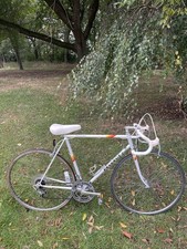 VINTAGE PEUGEOT HLE-Premiere ROAD BIKE, 700C WHEELS, SERVICED, AMAZING CONDITION