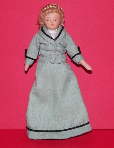 Dollhouse miniature lady doll - miniature,