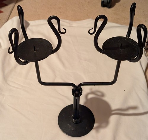Twin candelabra same level - twin, same-level