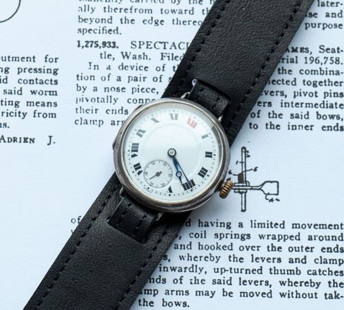 Elegant wwi trench watch - trench, roman