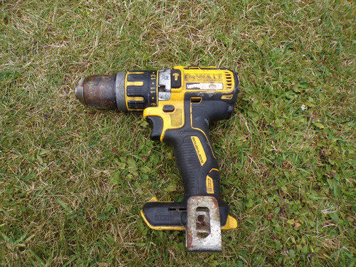 Dewalt dcd795 brushless - dewalt,
