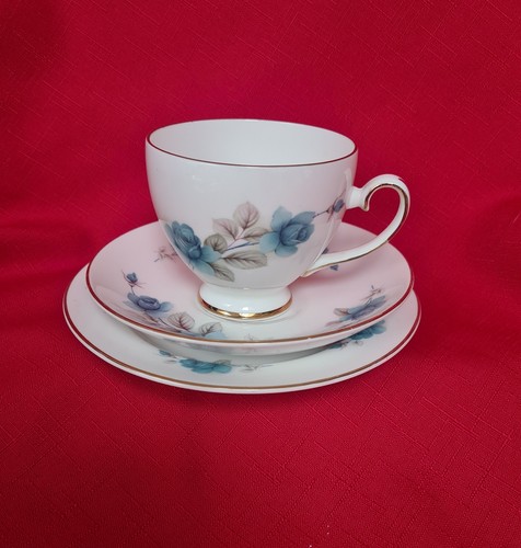 Royal grafton floral blue rose - royal,