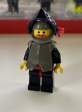 LEGO Vintage Castle Knight